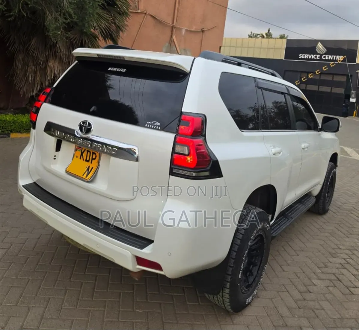 Toyota Land Cruiser Prado 2017 White