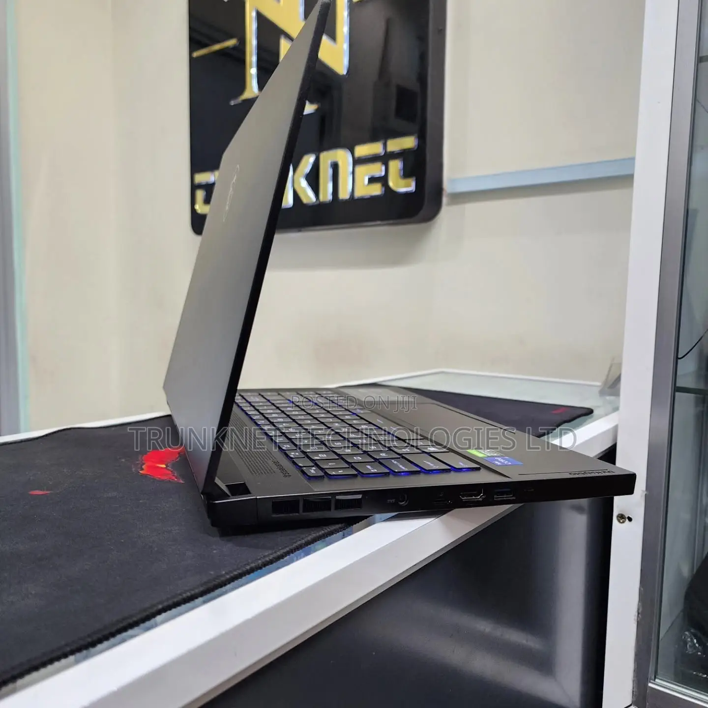 Laptop MSI GS66 Stealth 10SGS 16GB Intel Core i7 SSD 512GB