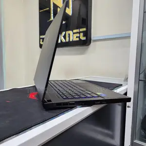 Laptop MSI GS66 Stealth 10SGS 16GB Intel Core i7 SSD 512GB