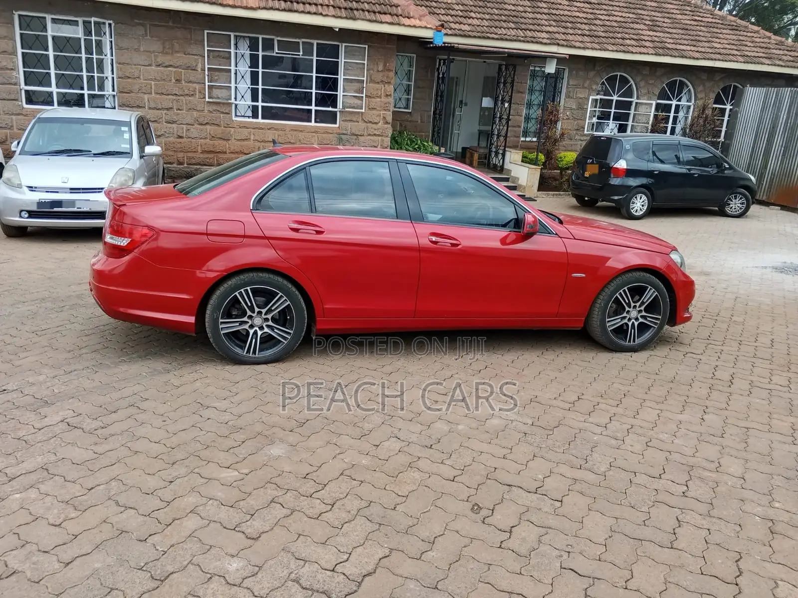Mercedes-Benz C180 2014 Red
