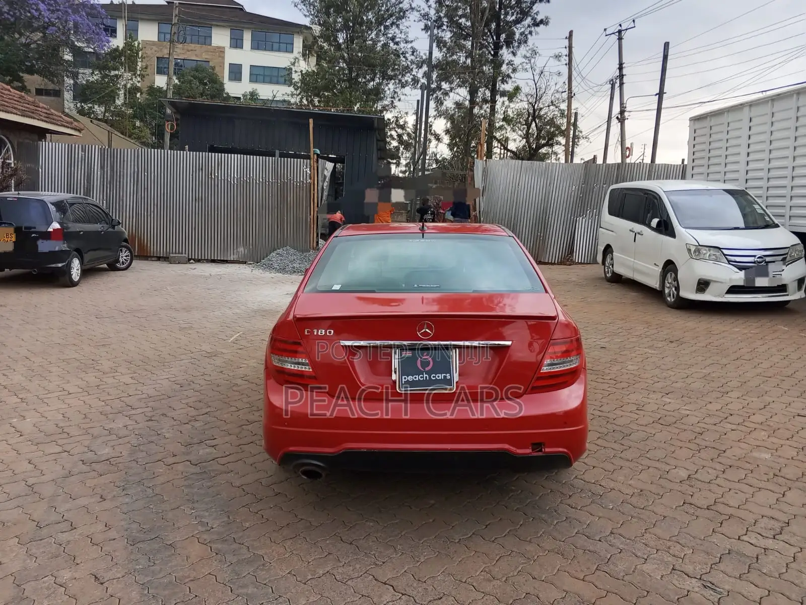 Mercedes-Benz C180 2014 Red