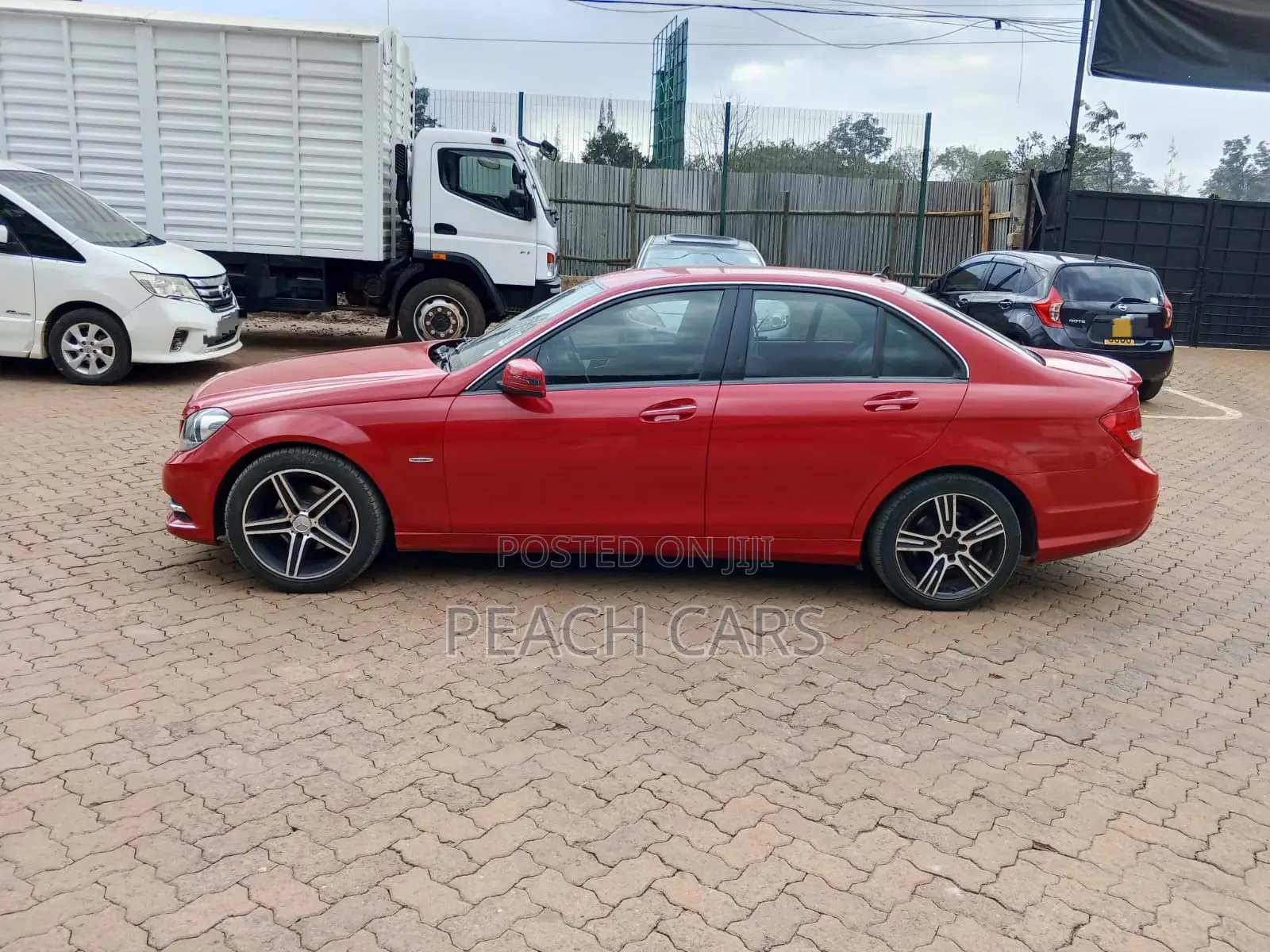 Mercedes-Benz C180 2014 Red