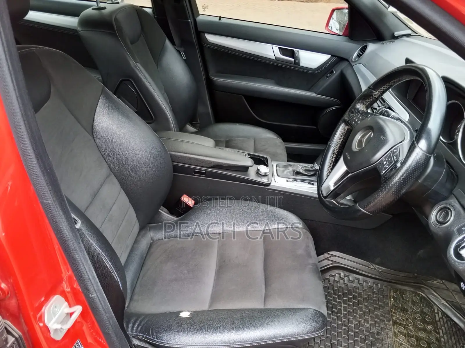 Mercedes-Benz C180 2014 Red