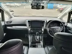 Toyota Alphard 2019 Black