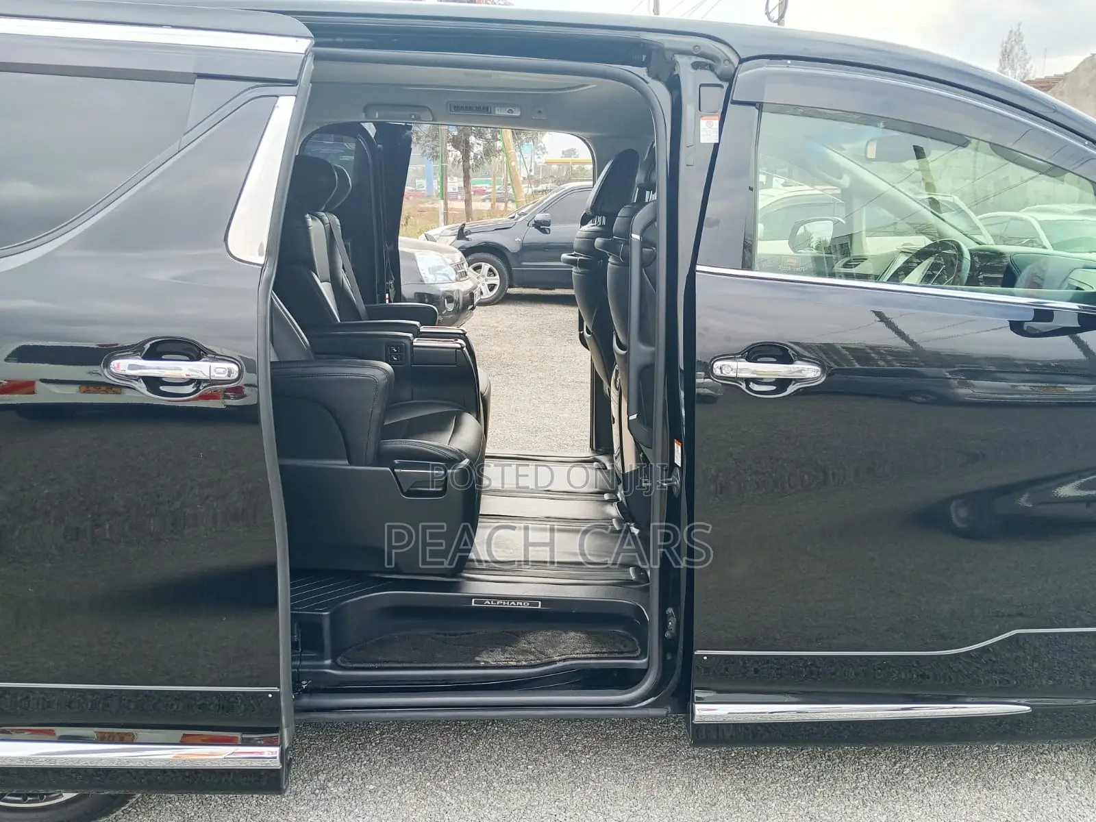Toyota Alphard 2019 Black