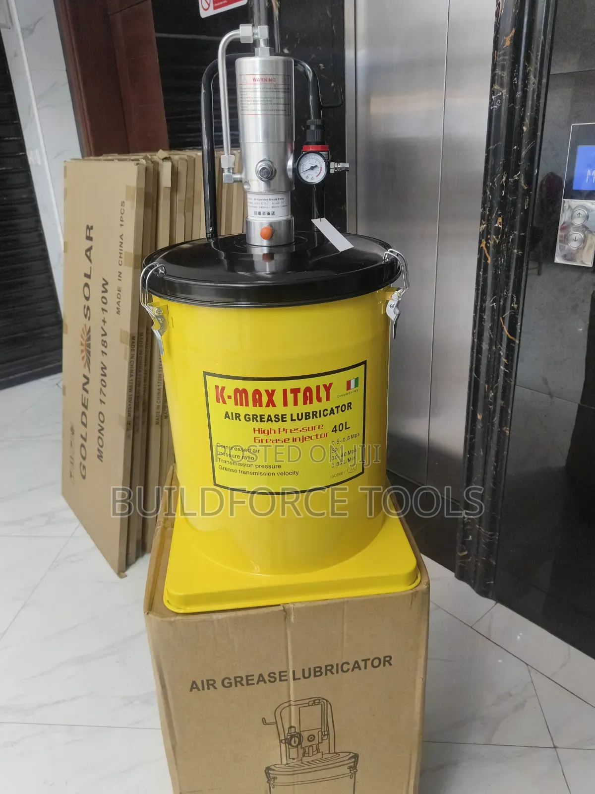 Air Grease Lubricator 40 Litres Bucket