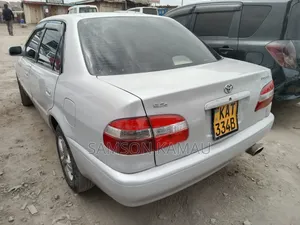 Toyota Corolla 1998 Silver