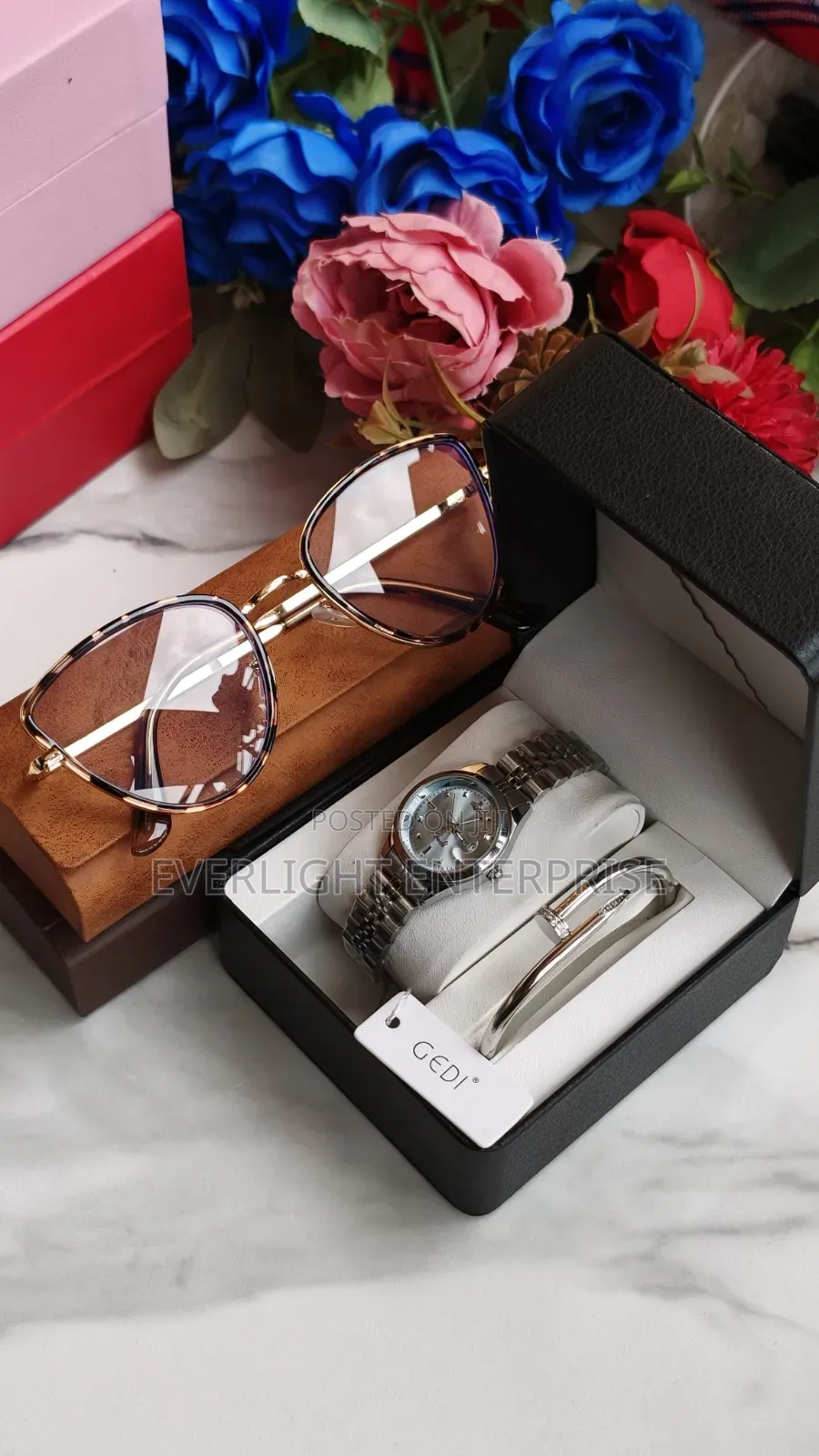 new In
ladies Gift Set
