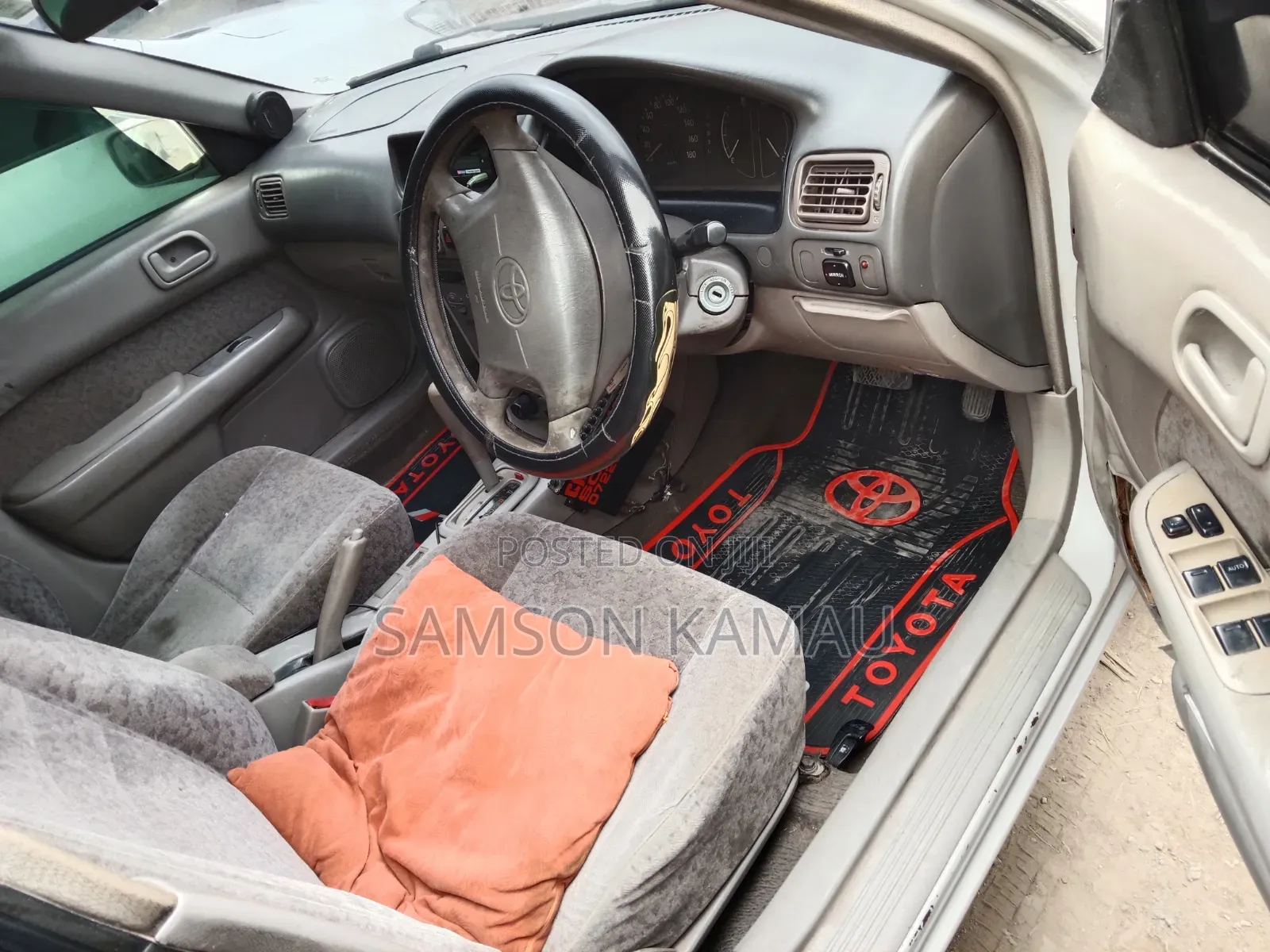 Toyota Corolla 1998 Silver