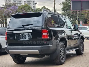 Toyota Land Cruiser Prado 2.8 2024 Black