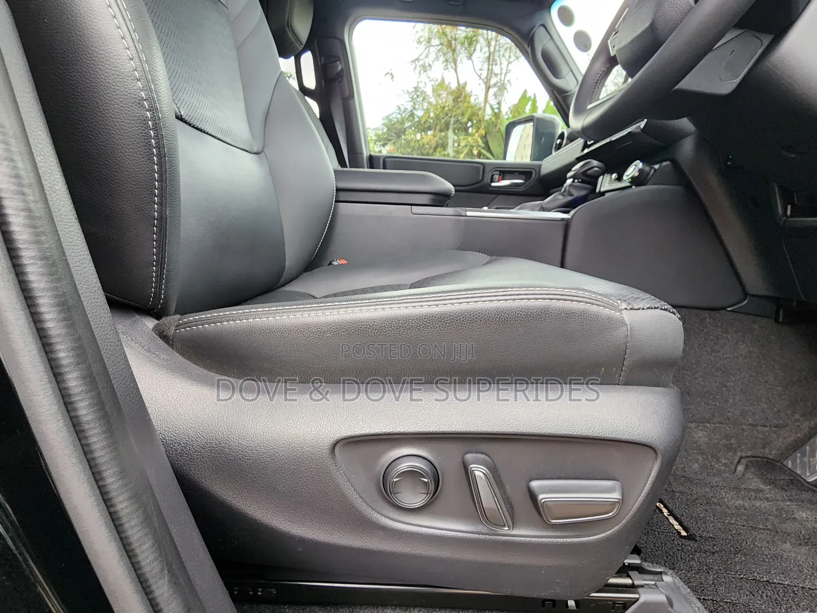 Toyota Land Cruiser Prado 2.8 2024 Black