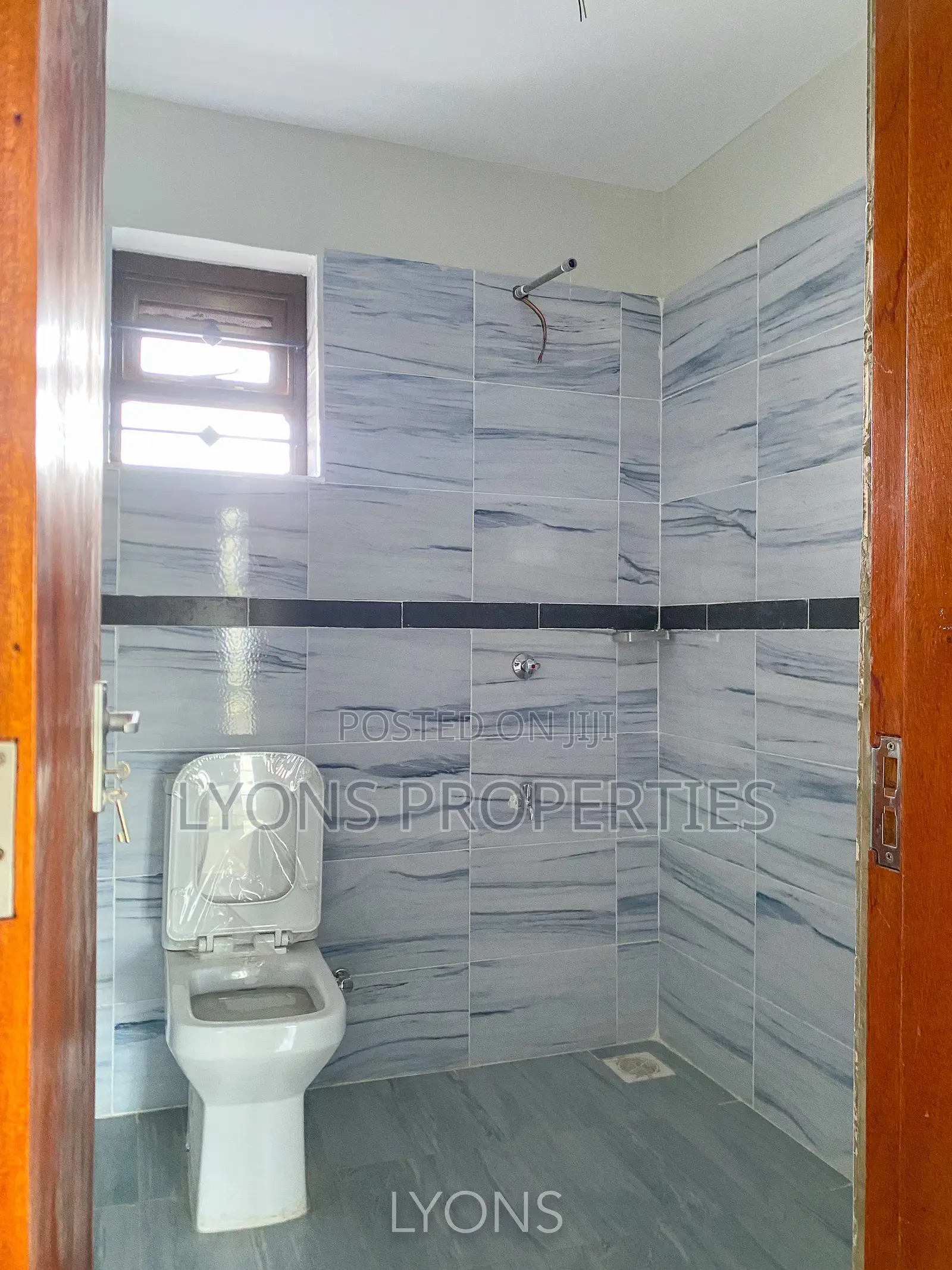 1bdrm Penthouse in Berra Residence, Kibiku for rent