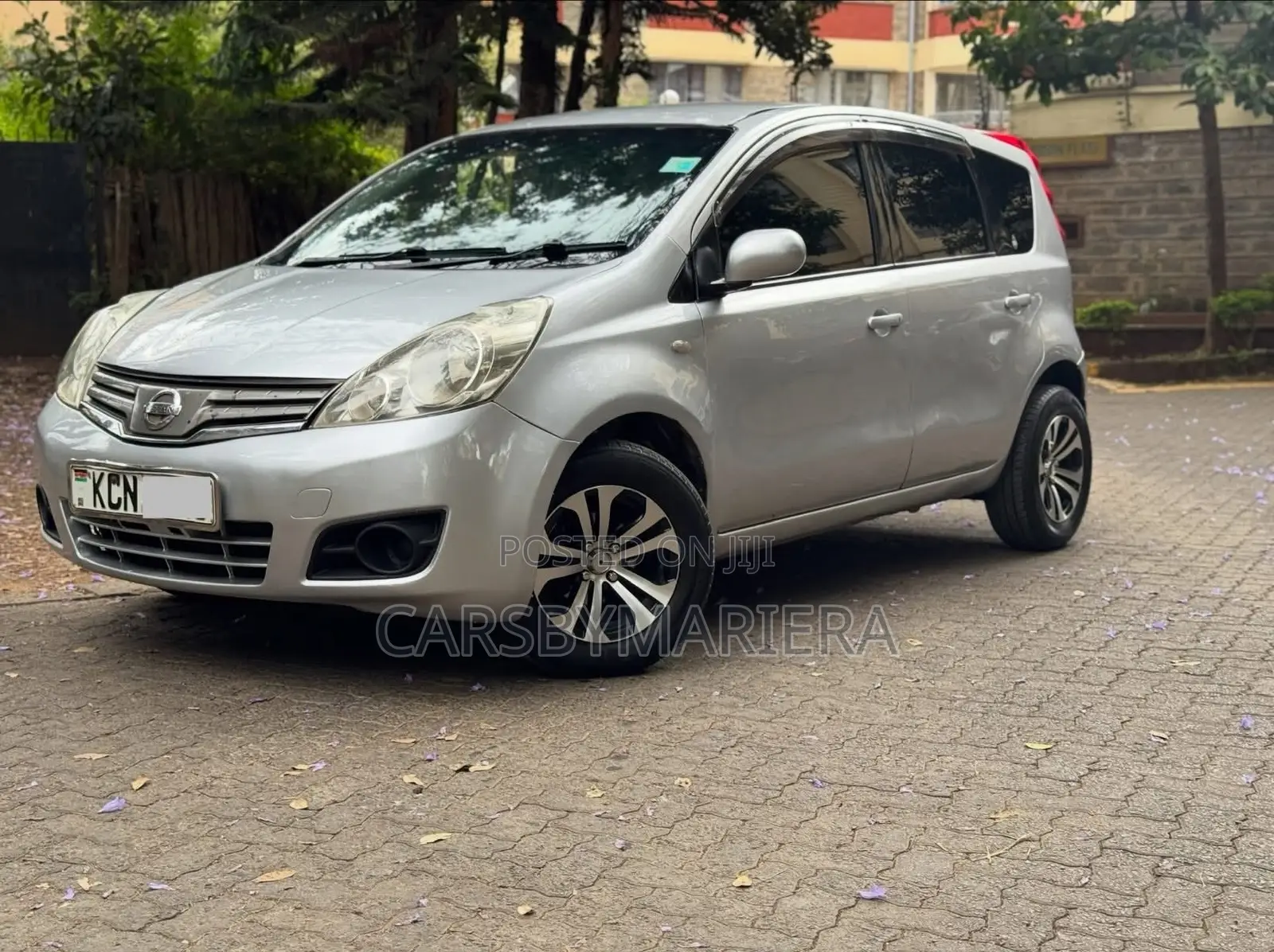 Nissan Note 2010 Gray