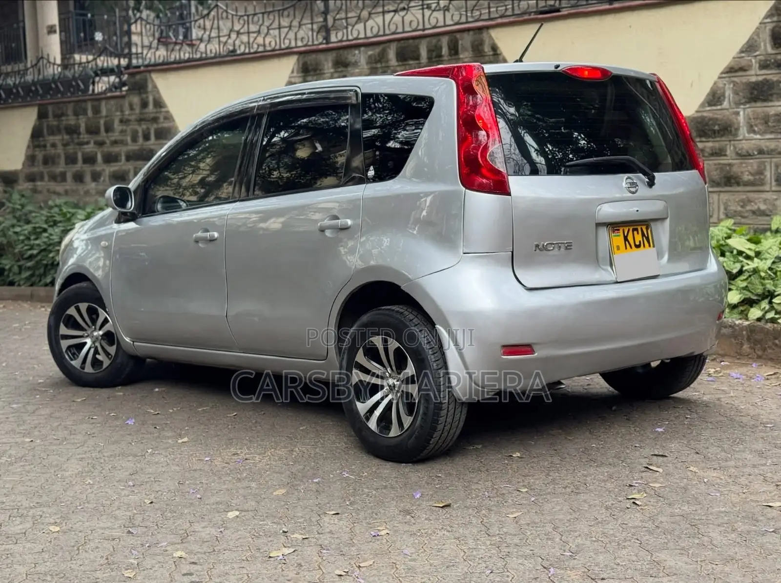 Nissan Note 2010 Gray