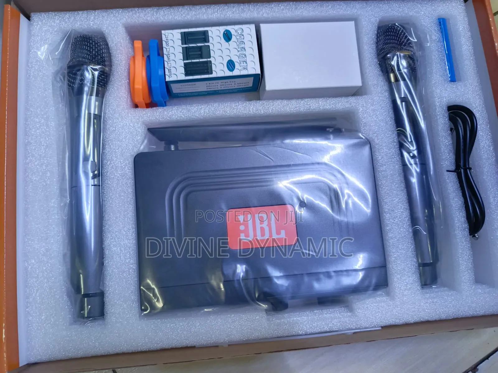 JBL Wireless Microphone VM 1200