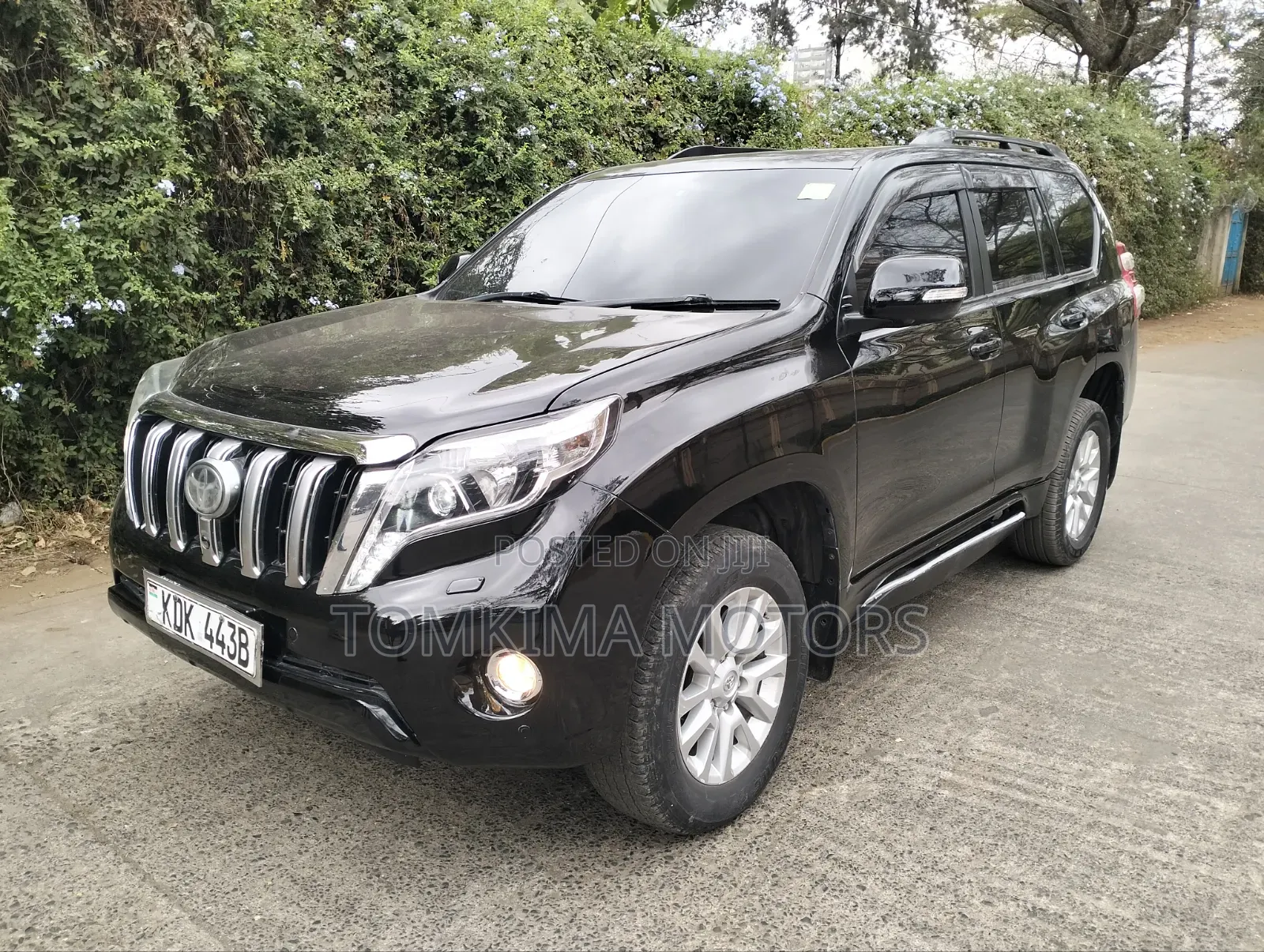 Toyota Land Cruiser Prado 2016 Black