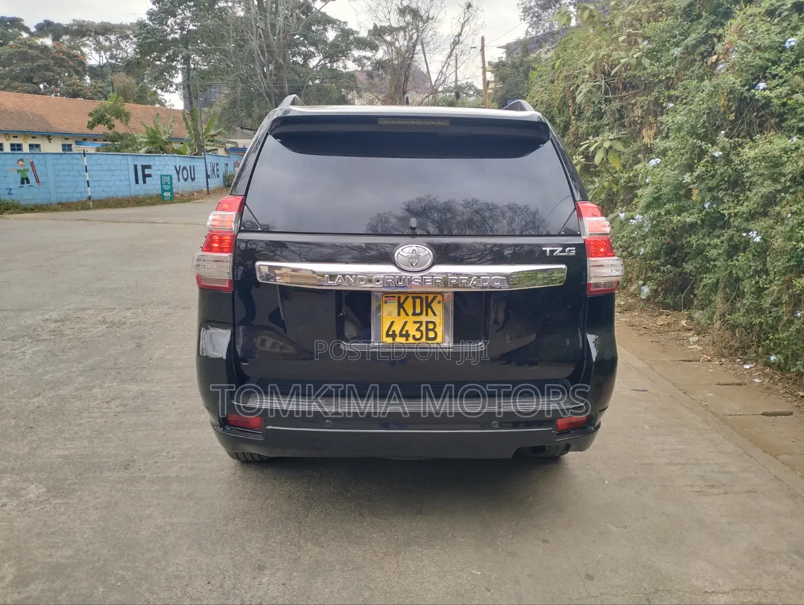 Toyota Land Cruiser Prado 2016 Black
