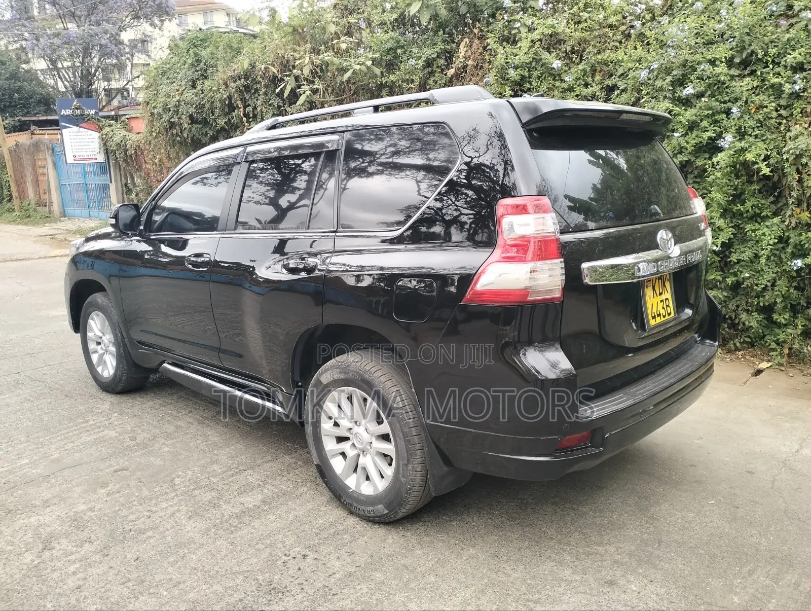 Toyota Land Cruiser Prado 2016 Black