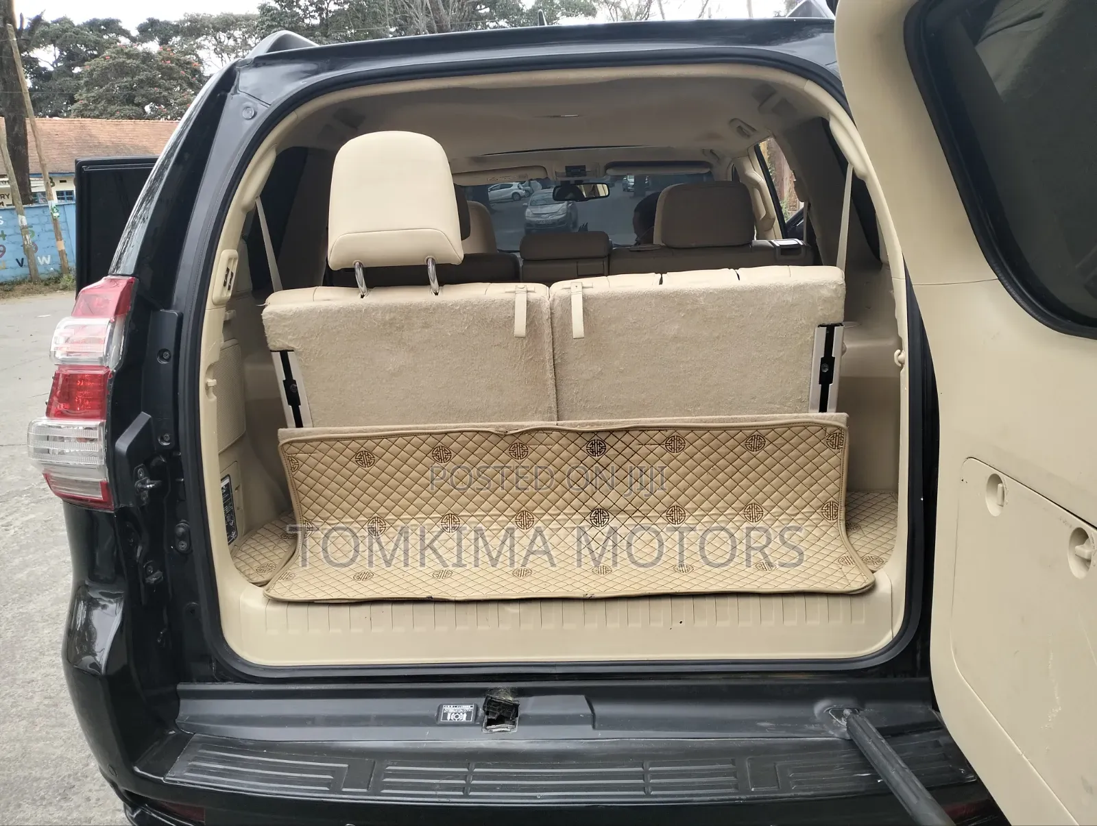 Toyota Land Cruiser Prado 2016 Black