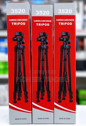 3520 Camera/Camcorder Tripod