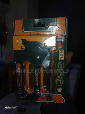 3-in-1 Heavy-Duty Manual Staple Gun