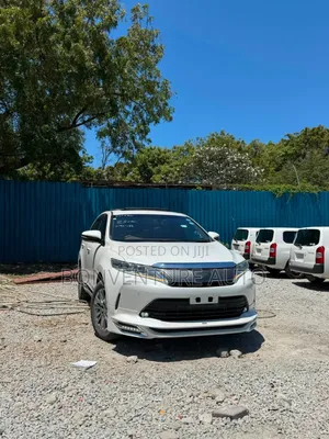 Toyota Harrier 2.0 2018 Pearl