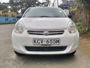 Toyota Passo 2012 White