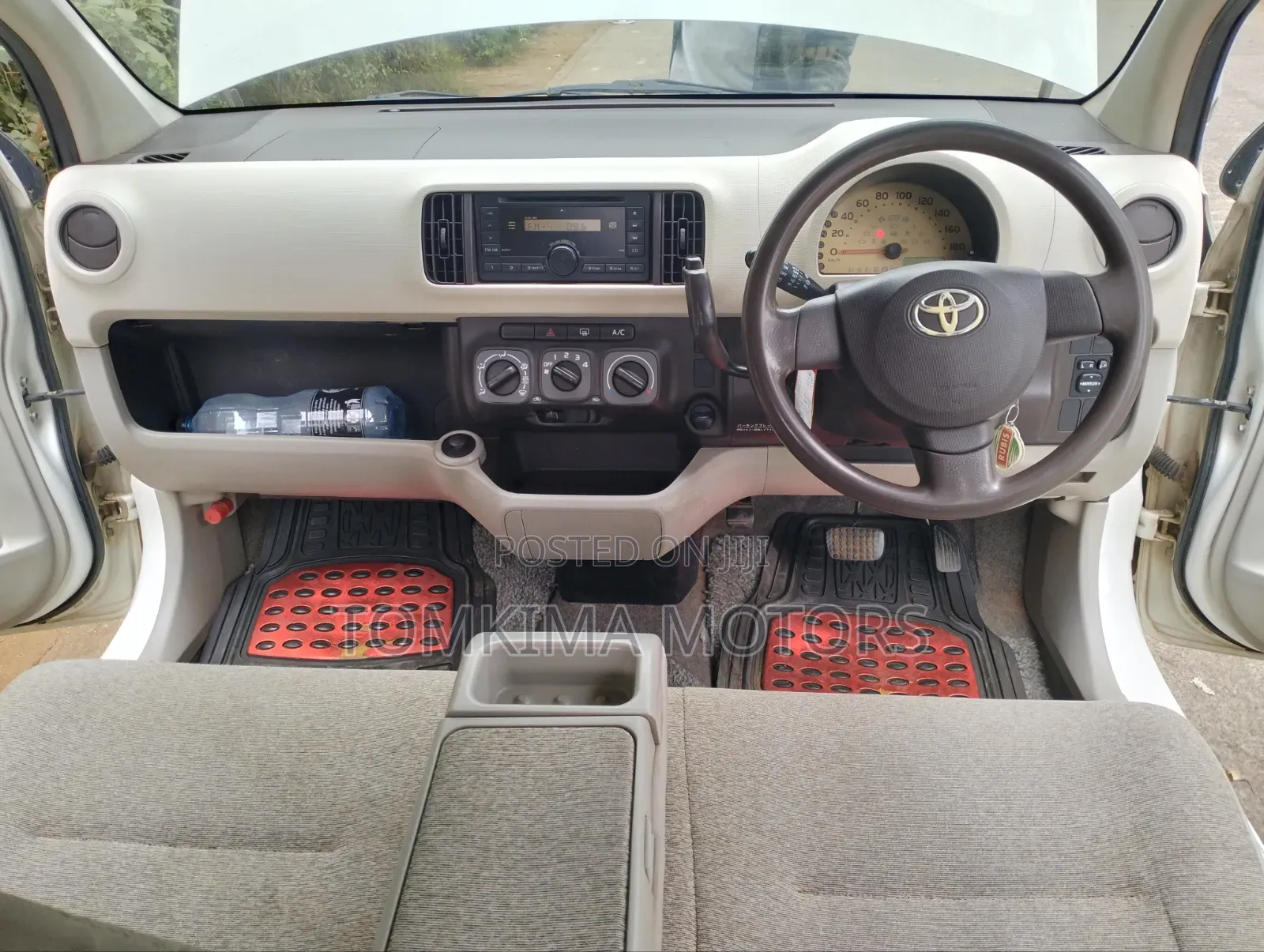 Toyota Passo 2012 White
