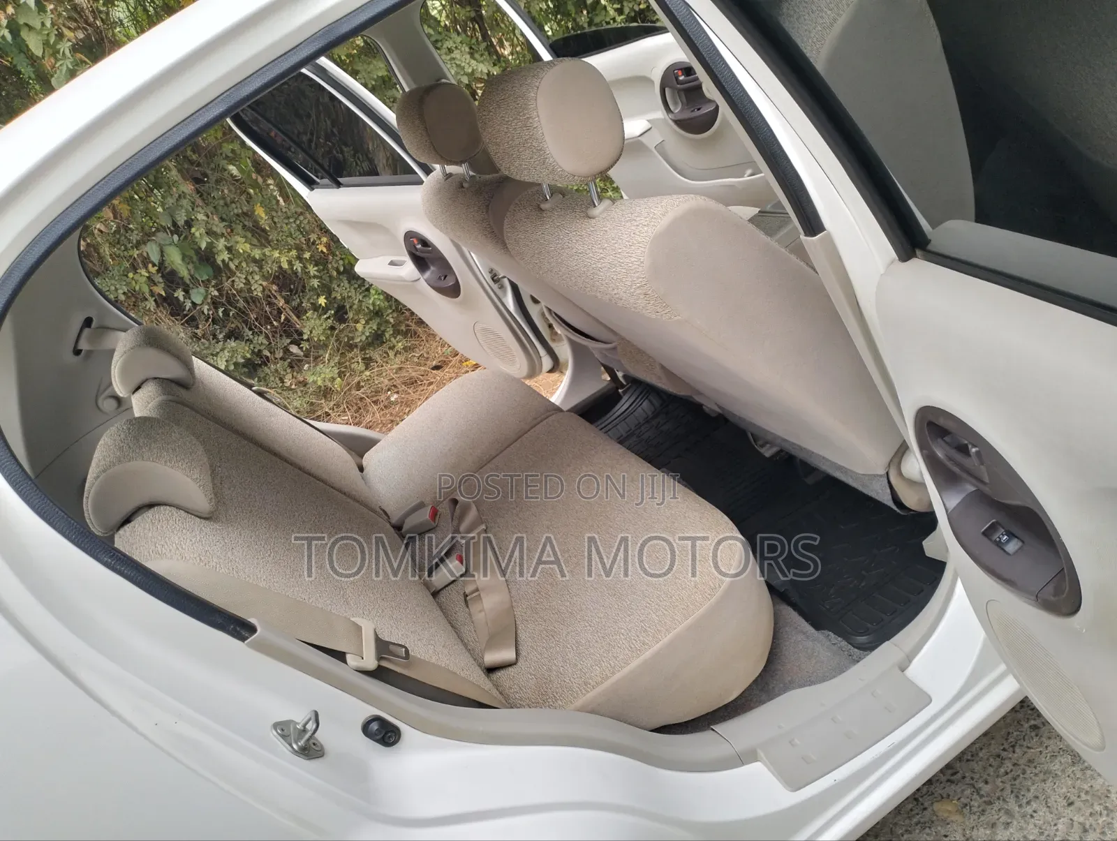 Toyota Passo 2012 White