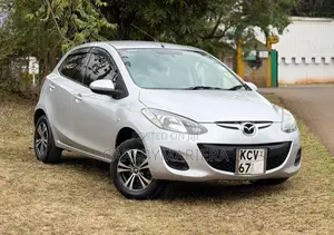 Mazda Demio 2012 Silver