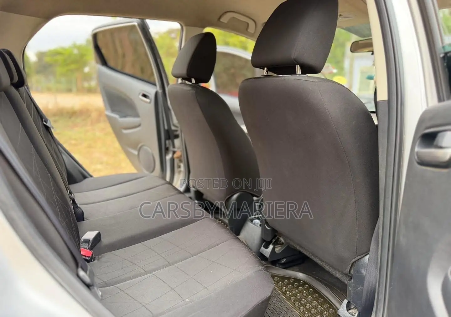 Mazda Demio 2012 Silver