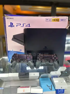 PlayStation 4slim