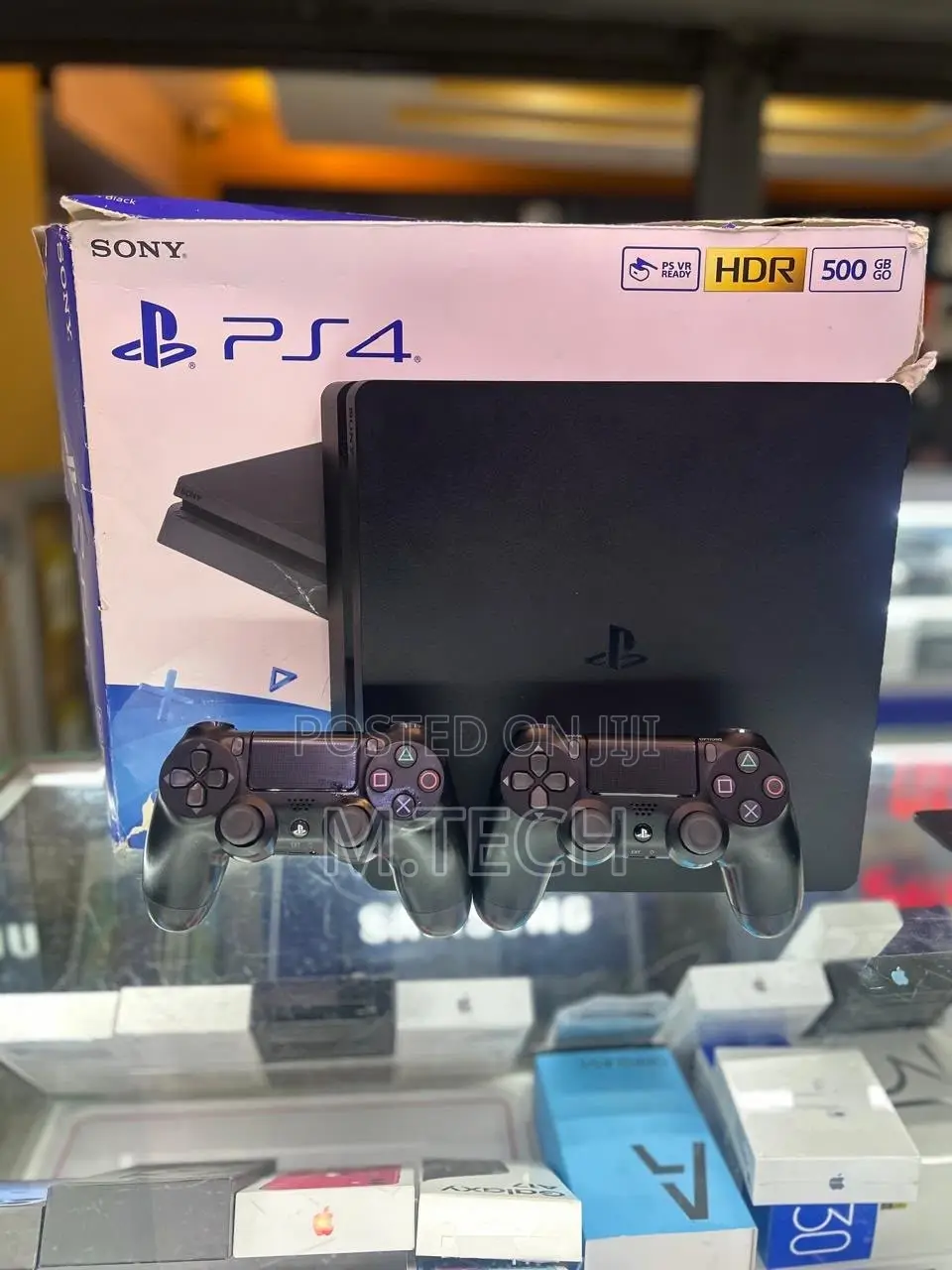 PlayStation 4slim