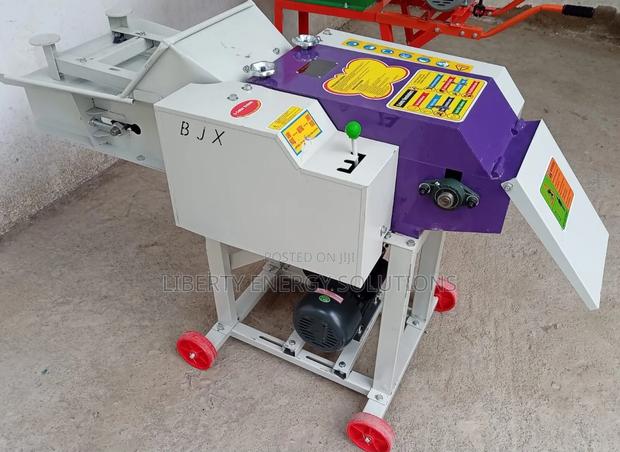 A High-Speed Chaff Cutter and Forage Chopper for Sale