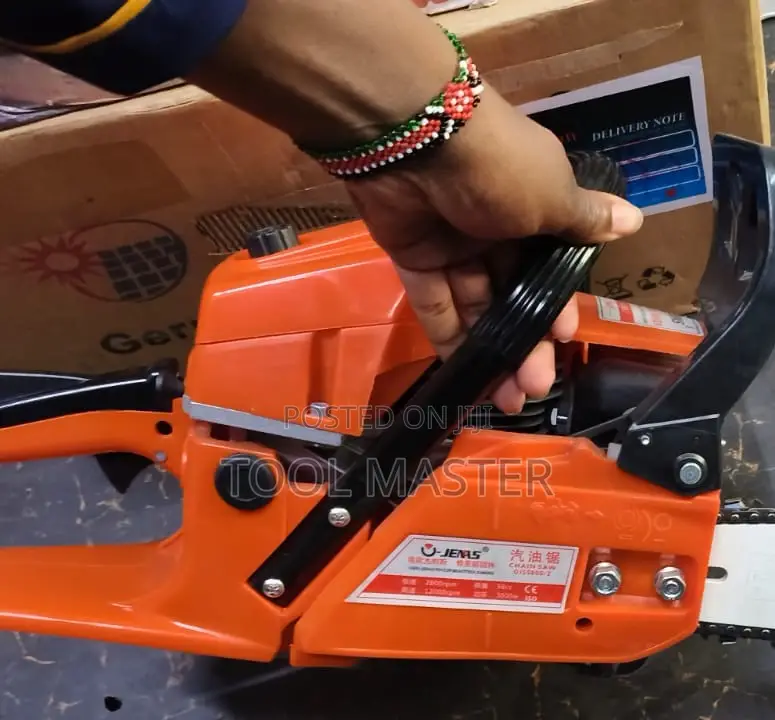 O-Jenas Petrol Chainsaw/Quality Heavy-Duty Petrol Chainsaw