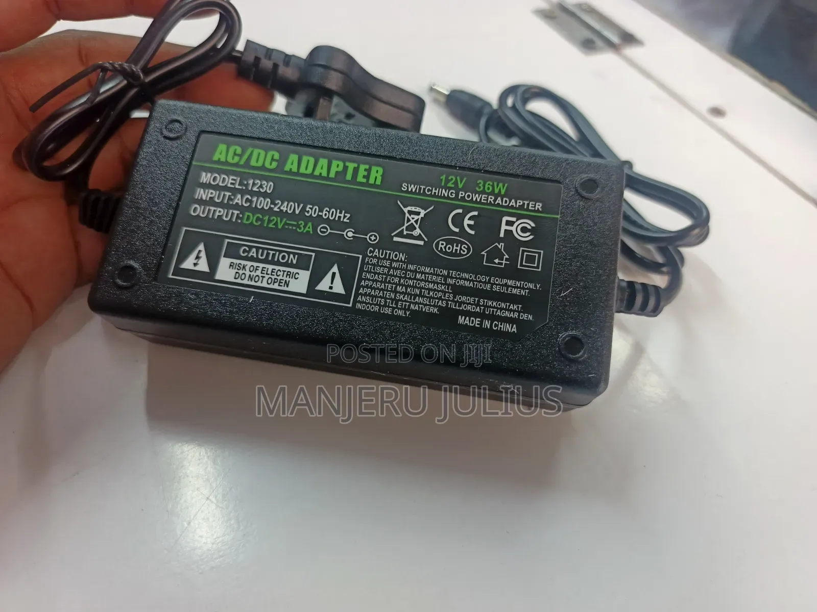 AC/Dc, 3a Adaptor