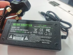 AC/Dc, 3a Adaptor