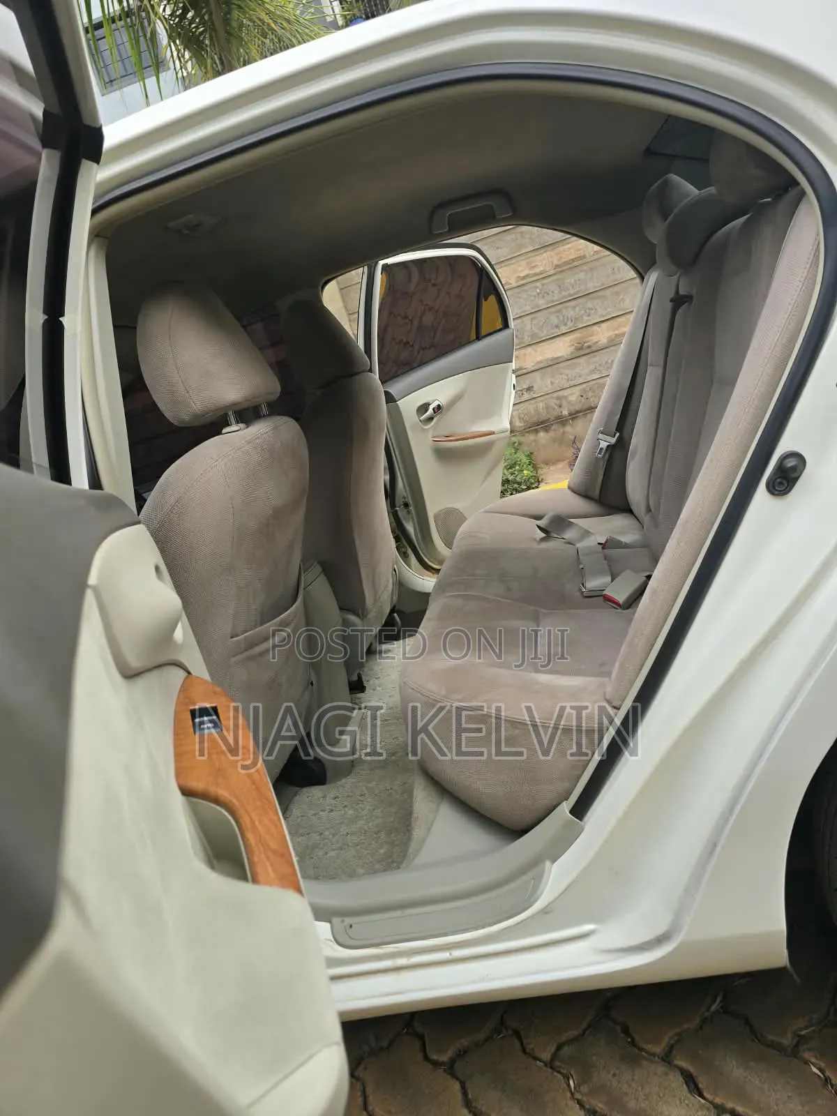 Toyota Axio 1.8 Luxel 2WD 2010 Pearl