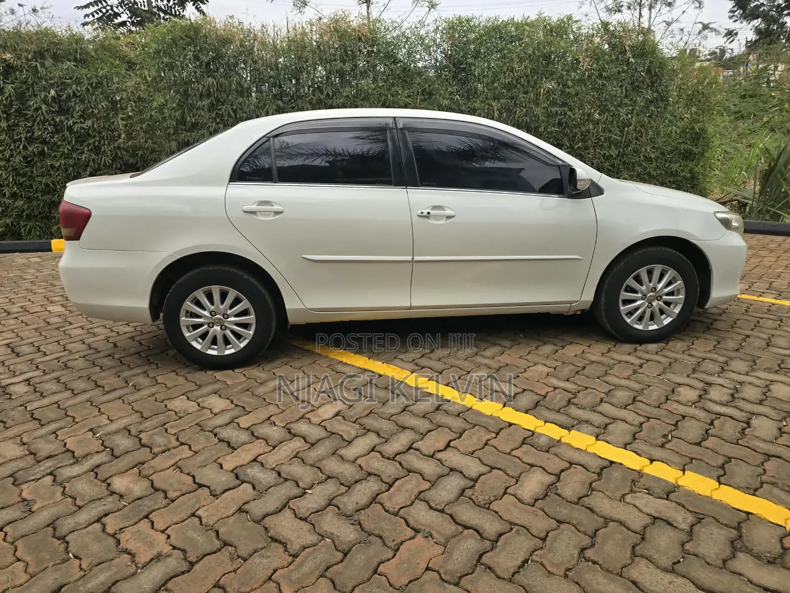 Toyota Axio 1.8 Luxel 2WD 2010 Pearl
