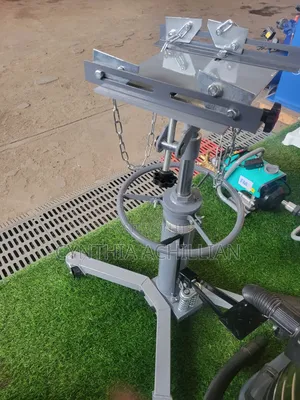 Transmission Jack