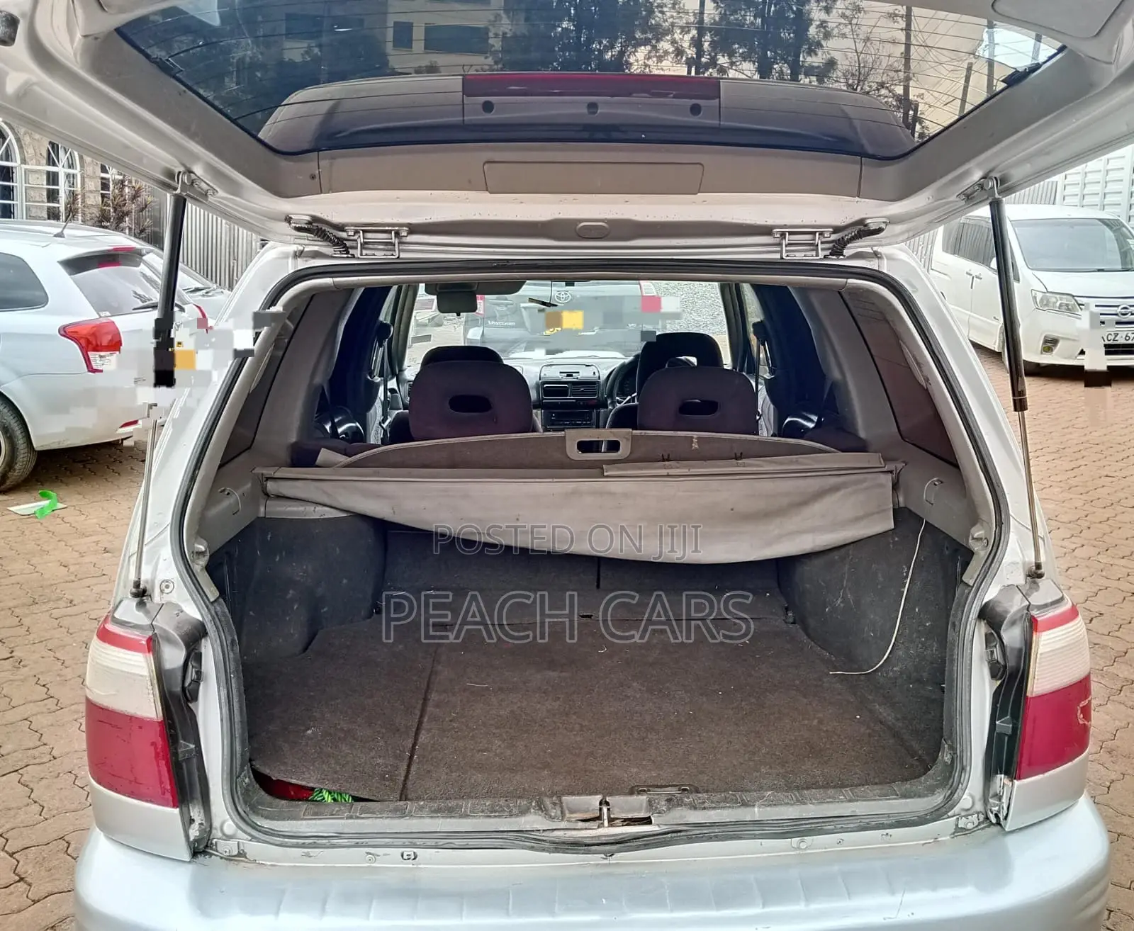 Subaru Forester 2001 Silver