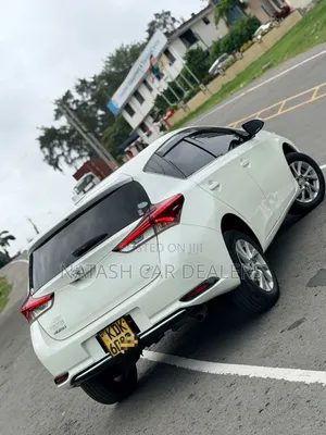 Toyota Auris 2016 White
