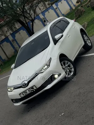 Toyota Auris 2016 White