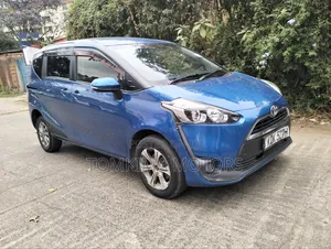 Toyota Sienta 2015 Blue