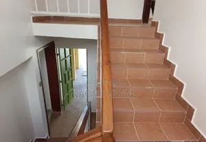 5bdrm House in Meru Town for sale
