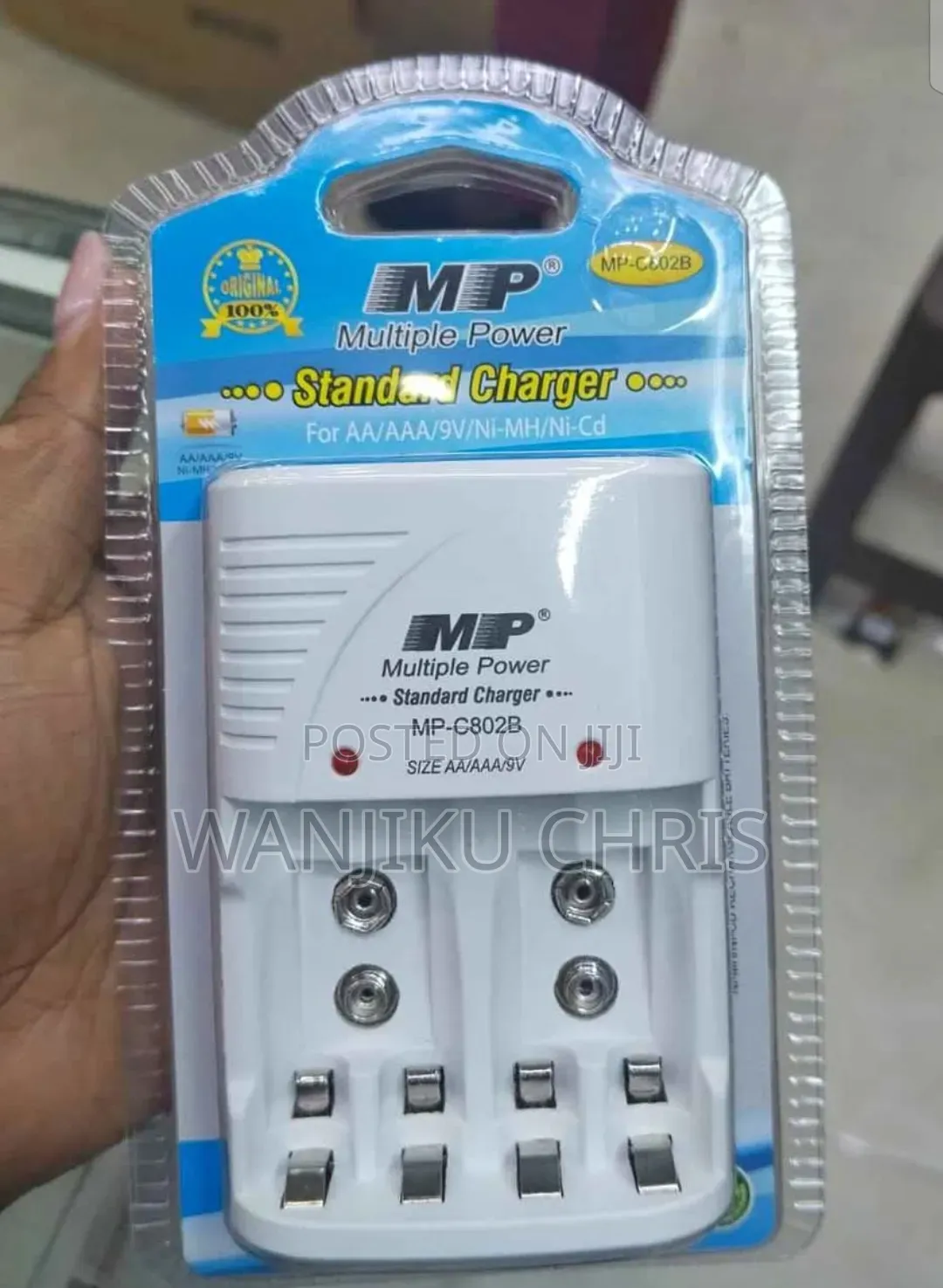 Mp Universal Charger AA/AAA/9v