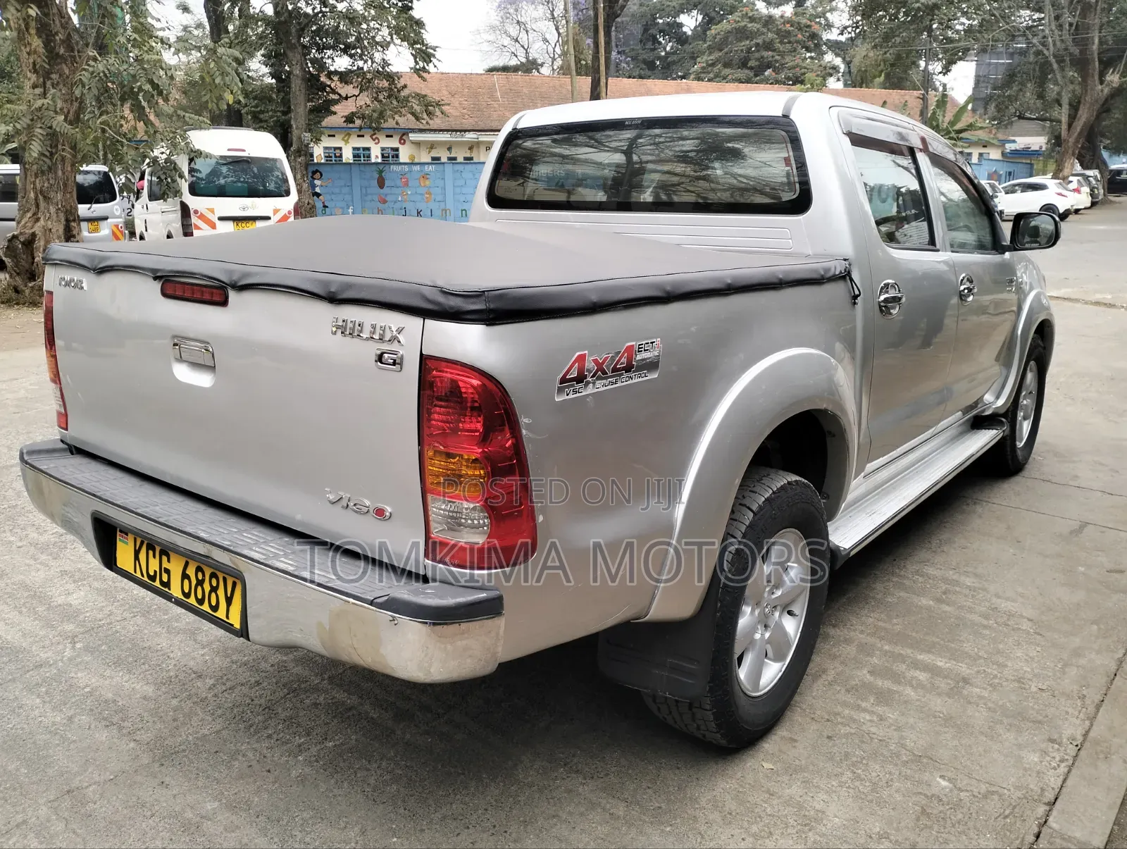 Toyota Hilux 2010 Silver