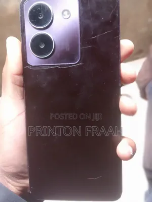 Vivo Y27s 256 GB Red