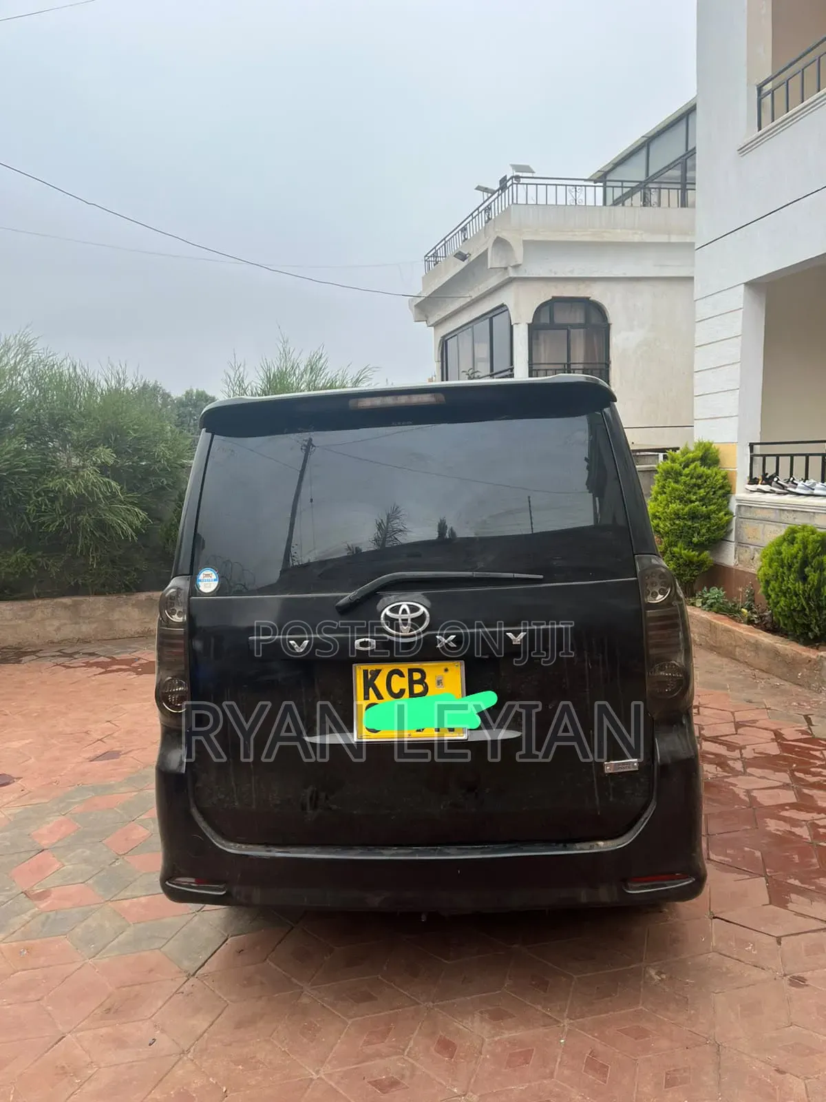 Toyota Voxy 2007 Black