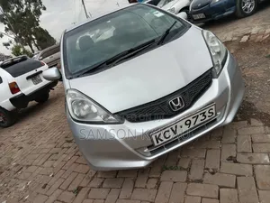 Honda Fit 2012 Silver